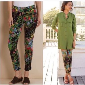 SOFT SURROUNDINGS In Bloom Floral Print Ankle Pant